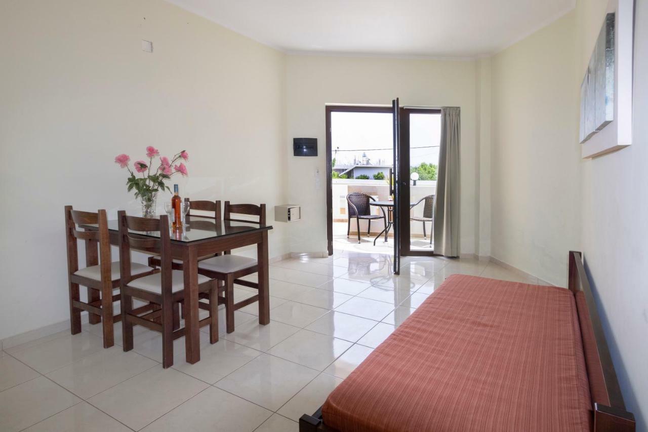 Sandy Suites คาลามากี ภายนอก รูปภาพ